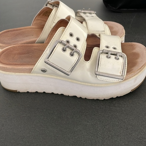 Ugg platform sandals - Picture 2 of 3